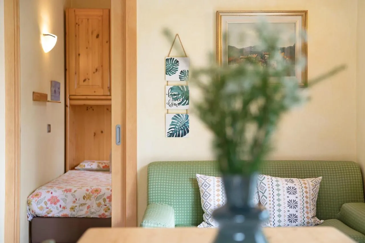 Terra Chalet Martina リヴィーニョ イタリア