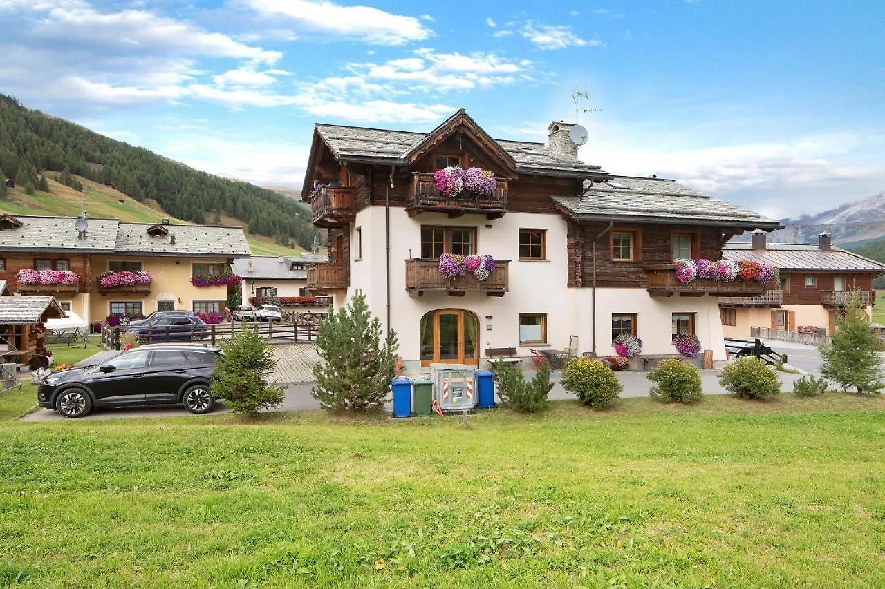 Terra Chalet Martina リヴィーニョ 0*,  イタリア